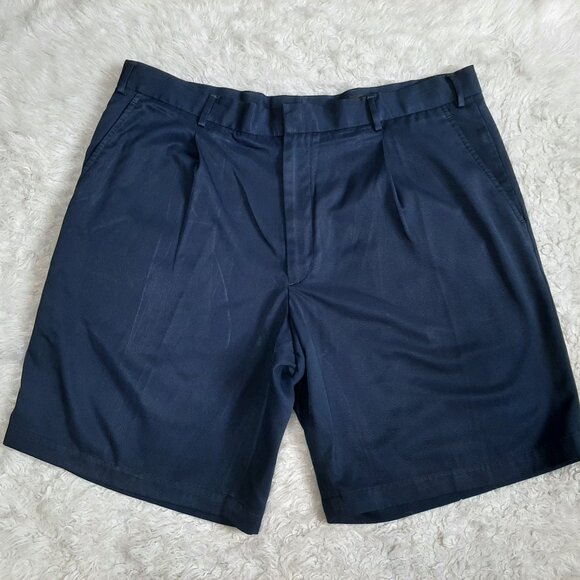 Vintage Greg Norman Men's Navy Blue Flat front Chino Golf Shorts Size 40 - Picture 2 of 8